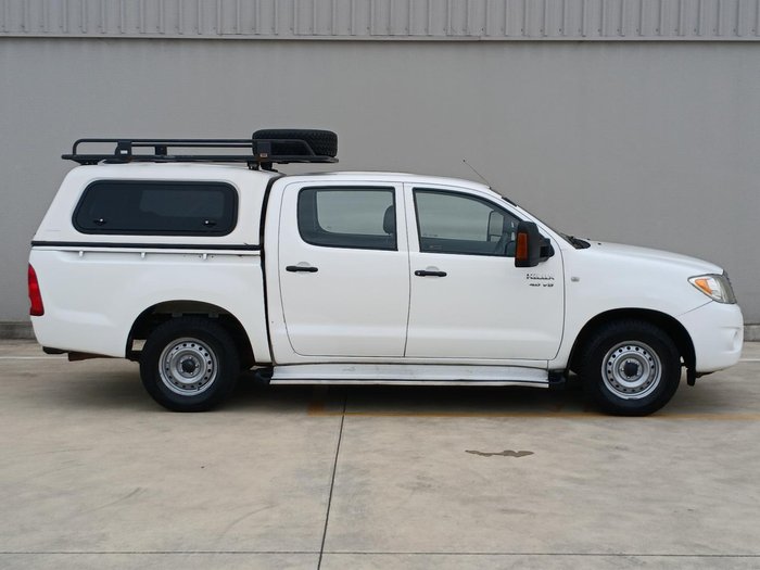 2008 Toyota Hilux SR GGN15R MY08 4x2 Glacier White