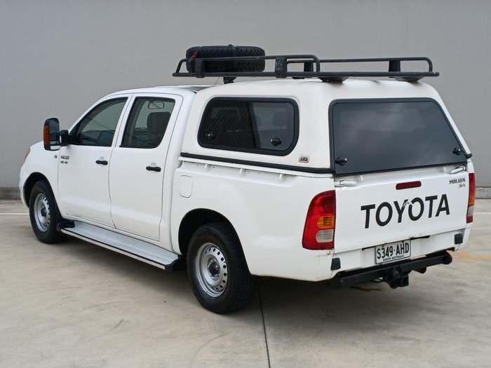 2008 Toyota Hilux SR GGN15R MY08 4x2 Glacier White