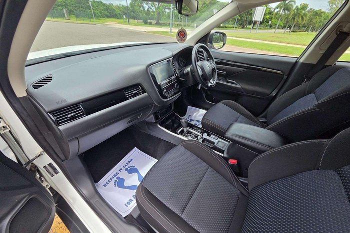 2019 Mitsubishi Outlander LS ZL MY19 White