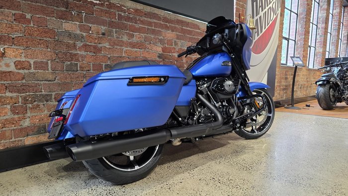 Harley-Davidson Street Glide 117 (FLHX) Touring