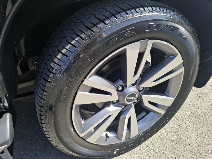 2024 Isuzu MU-X LS-T