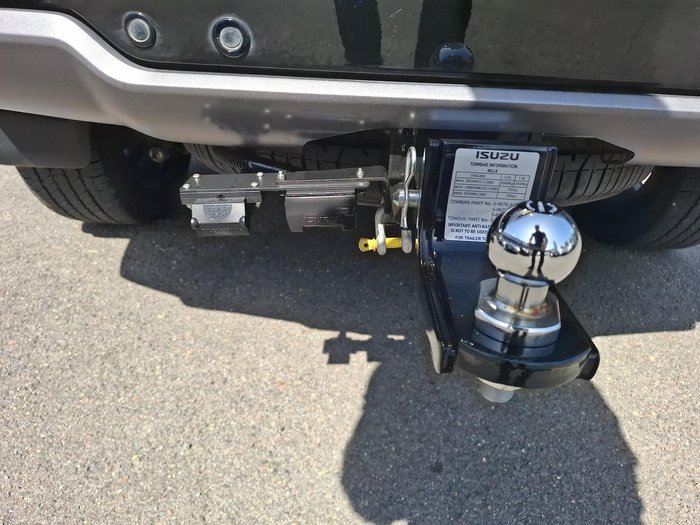 2024 Isuzu MU-X LS-T