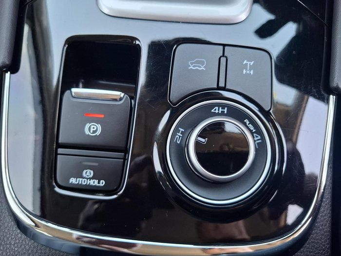 2024 Isuzu MU-X LS-T