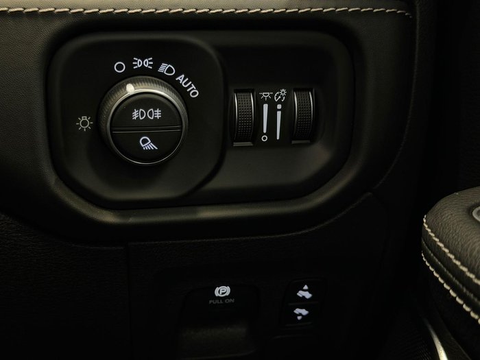 2024 RAM 1500 Laramie Sport RamBox