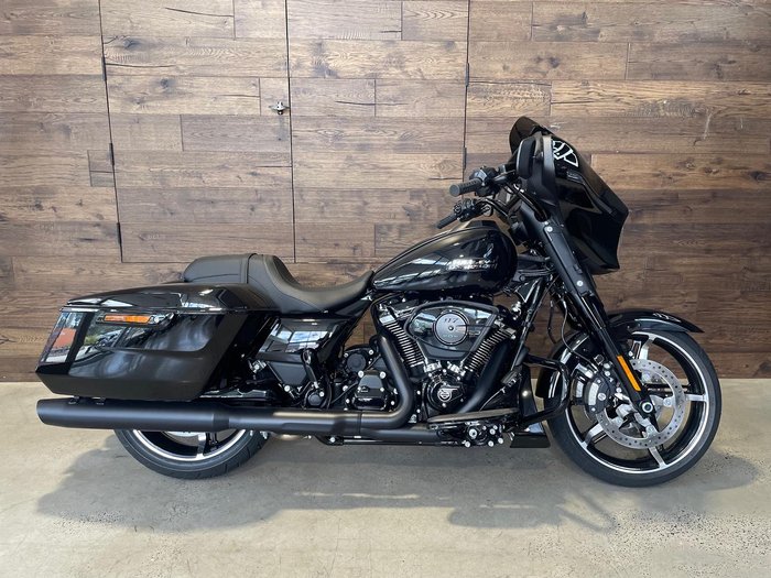 Harley-Davidson Street Glide 117 (FLHX) Touring