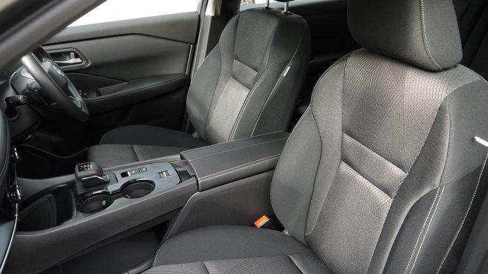 2026 Nissan X-TRAIL ST