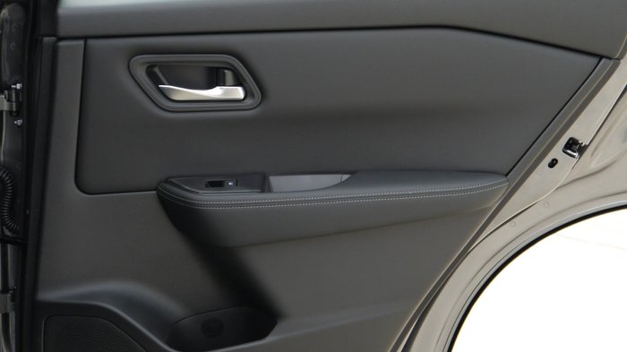 2026 Nissan X-TRAIL ST