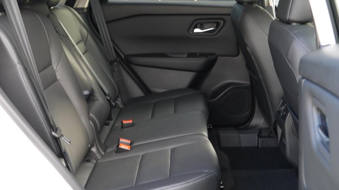 2026 Nissan X-TRAIL ST-L e-POWER