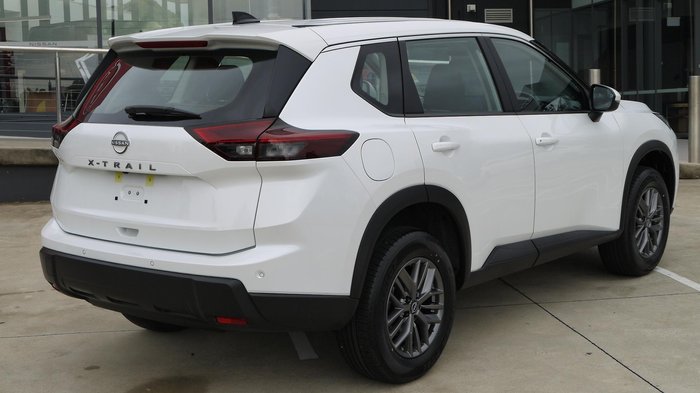 2026 Nissan X-TRAIL ST