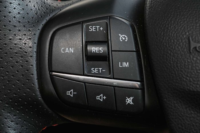 2018 Ford Focus ST-Line