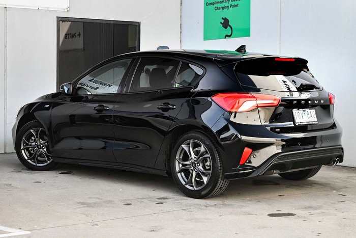 2018 Ford Focus ST-Line