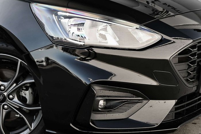 2018 Ford Focus ST-Line