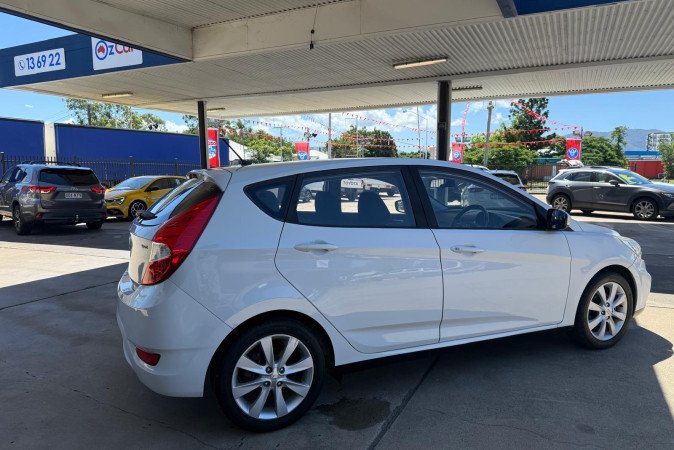 2018 HYUNDAI ACCENT SPORT