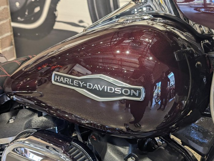 2019 Harley-Davidson Sport Glide 107 (FLSB) Softail Red