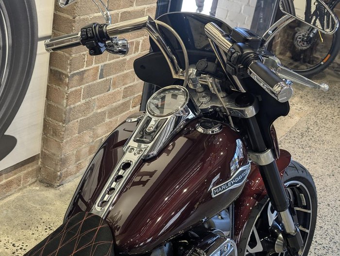 2019 Harley-Davidson Sport Glide 107 (FLSB) Softail Red