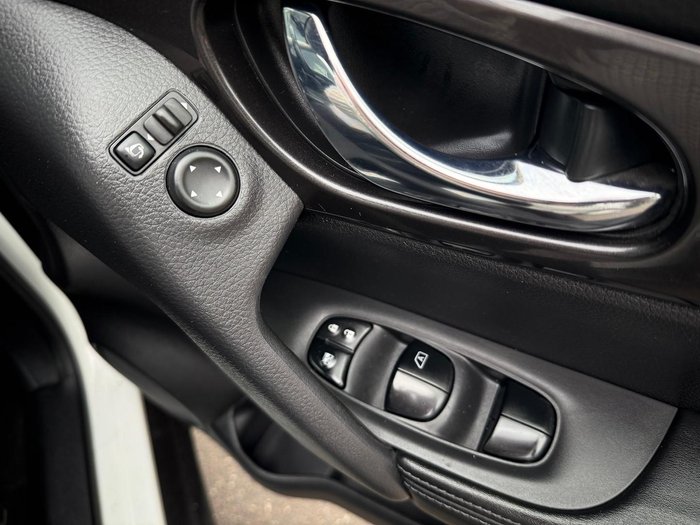 2020 Nissan X-TRAIL ST-L