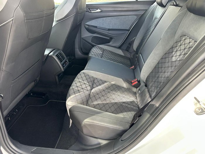 2021 Volkswagen Golf 110TSI R-Line