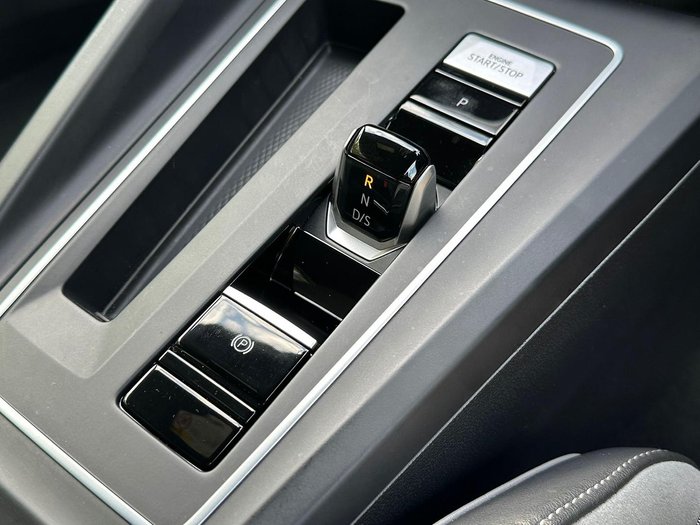 2021 Volkswagen Golf 110TSI R-Line