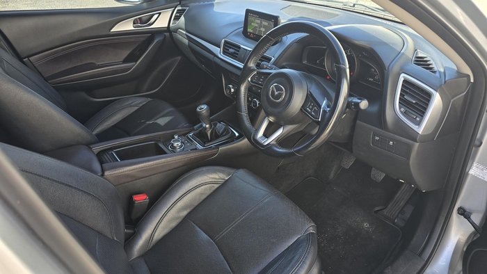 2017 Mazda 3 Touring