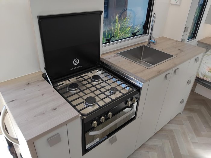 2026 New Age Caravans Manta Ray 18Ft Couples My26 Full Composite Brand New Layout