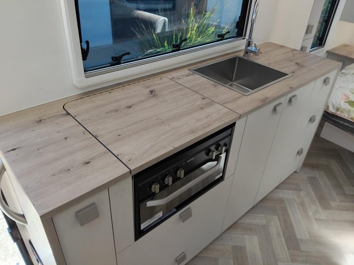 2026 New Age Caravans Manta Ray 18Ft Couples My26 Full Composite Brand New Layout