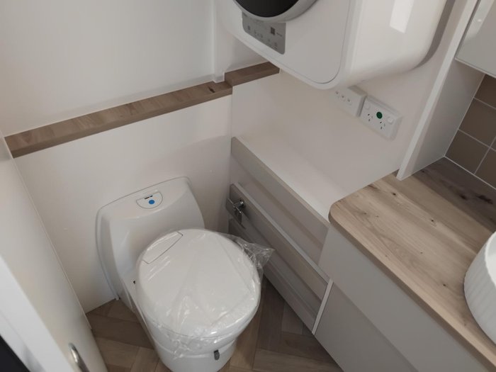 2026 New Age Caravans Manta Ray 18Ft Couples My26 Full Composite Brand New Layout