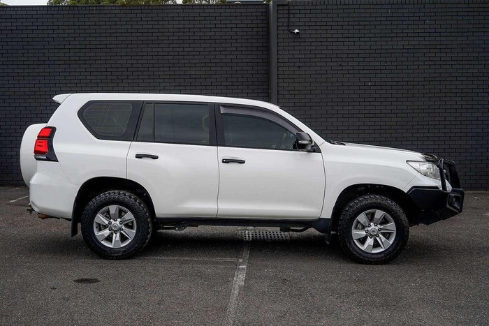 2023 Toyota Landcruiser Prado GX
