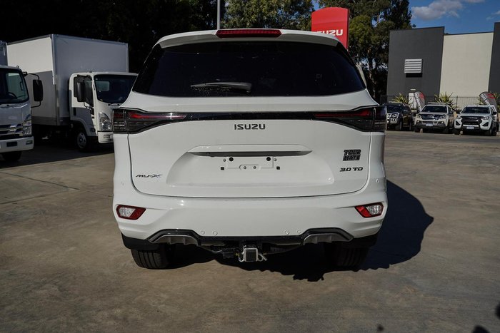 2026 Isuzu MU-X LS-T