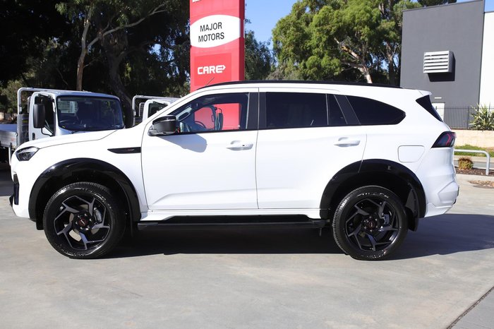 2025 Isuzu MU-X X-TERRAIN