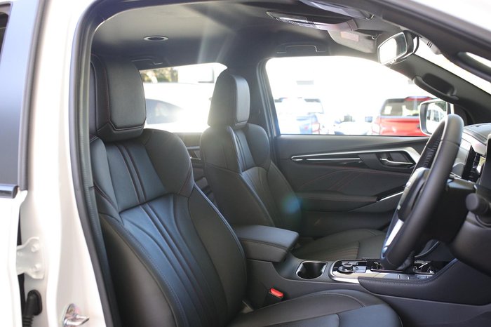 2025 Isuzu MU-X X-TERRAIN