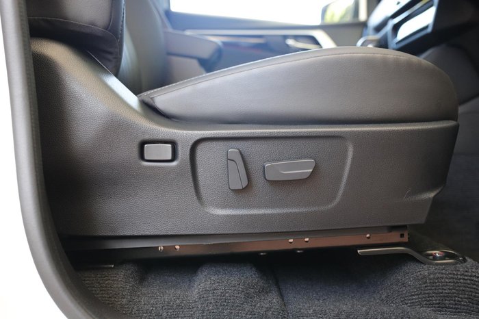 2026 Isuzu MU-X X-TERRAIN