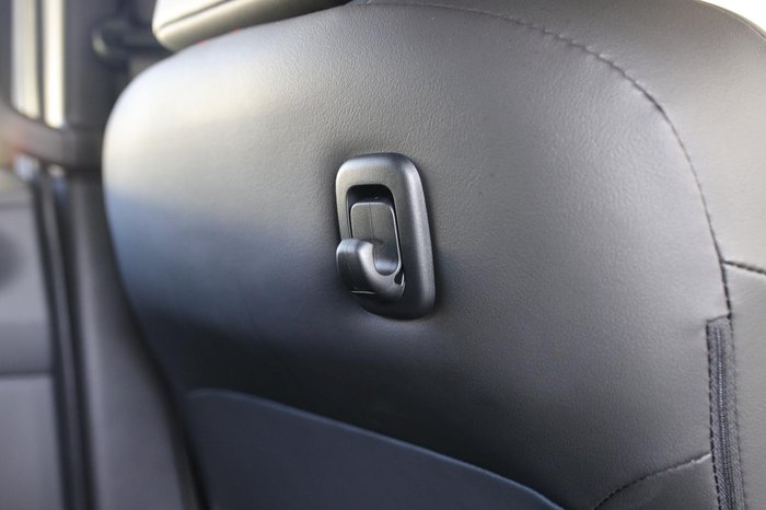 2026 Isuzu MU-X X-TERRAIN