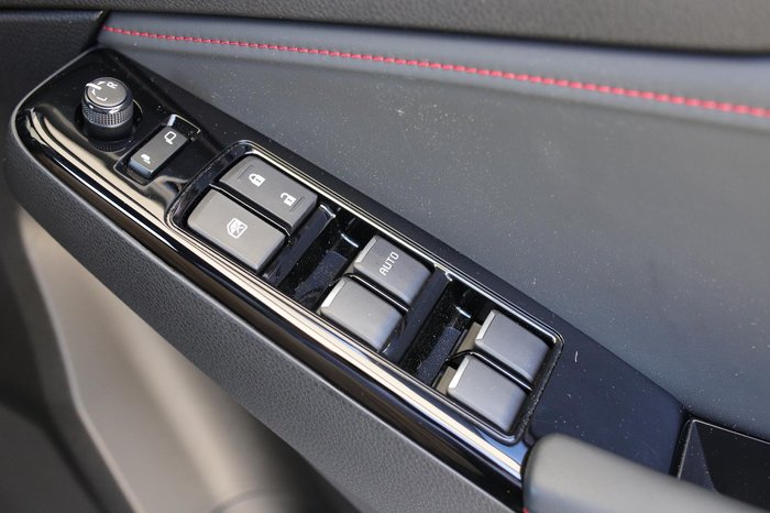 2026 Isuzu MU-X X-TERRAIN