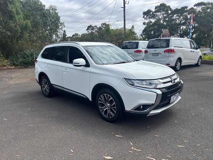 2015 Mitsubishi Outlander LS