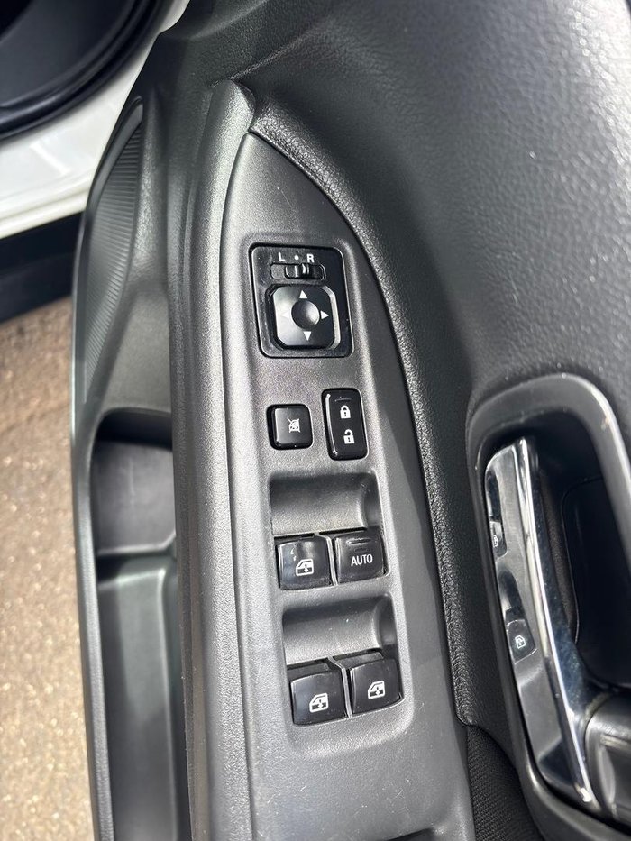 2015 Mitsubishi Outlander LS