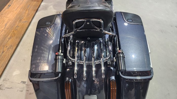 2019 HARLEY-DAVIDSON FLHXSE CVO STREET GLIDE