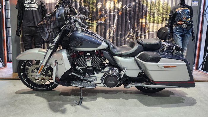 2019 HARLEY-DAVIDSON FLHXSE CVO STREET GLIDE