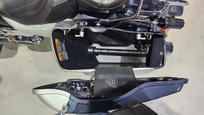 2019 HARLEY-DAVIDSON FLHXSE CVO STREET GLIDE