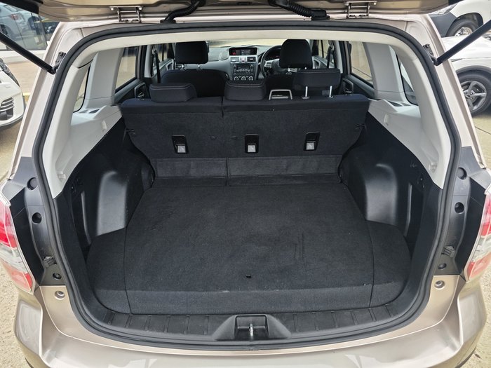 2014 Subaru Forester 2.5i