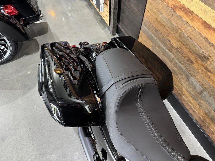 2026 Harley-Davidson Street Glide 117 (FLHX) Touring Black
