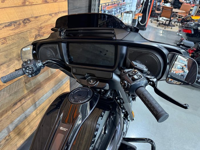 2026 Harley-Davidson Street Glide 117 (FLHX) Touring Black