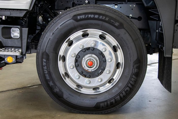 2025 Isuzu F Series FVY 260-300 AT R46