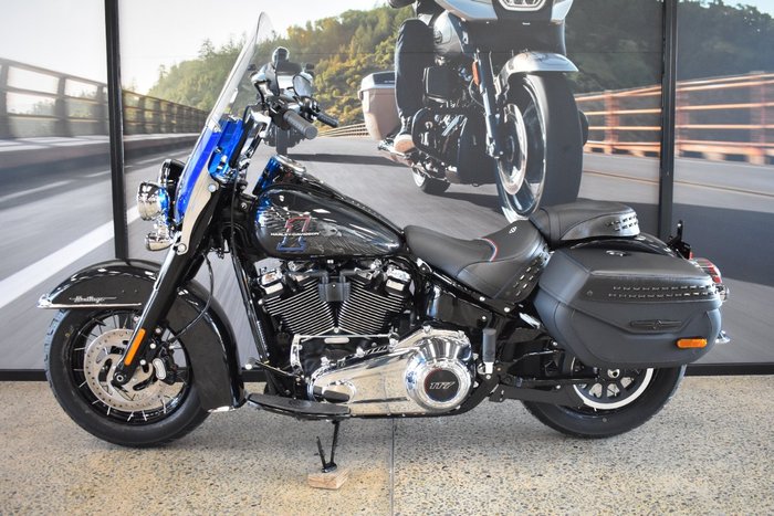 2026 HARLEY-DAVIDSON FLHC HERITAGE CLASSIC (117)