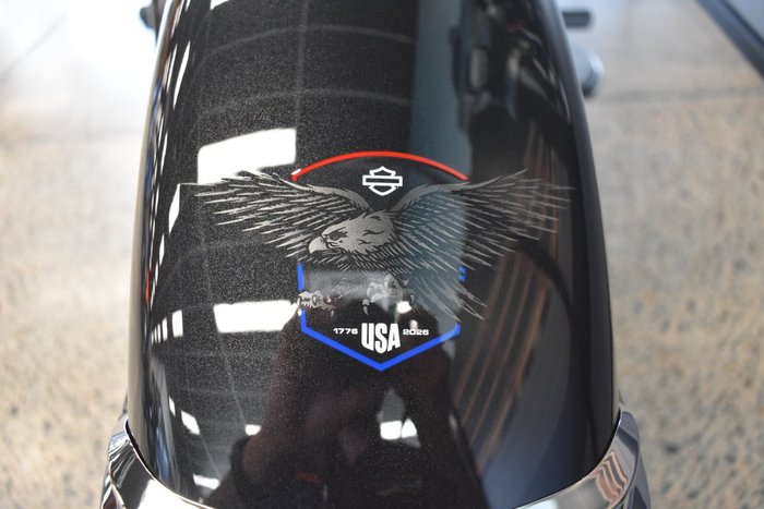 2026 HARLEY-DAVIDSON FLHC HERITAGE CLASSIC (117)