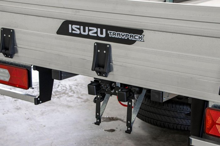 2025 Isuzu N Series NLR 45-150 MT D34