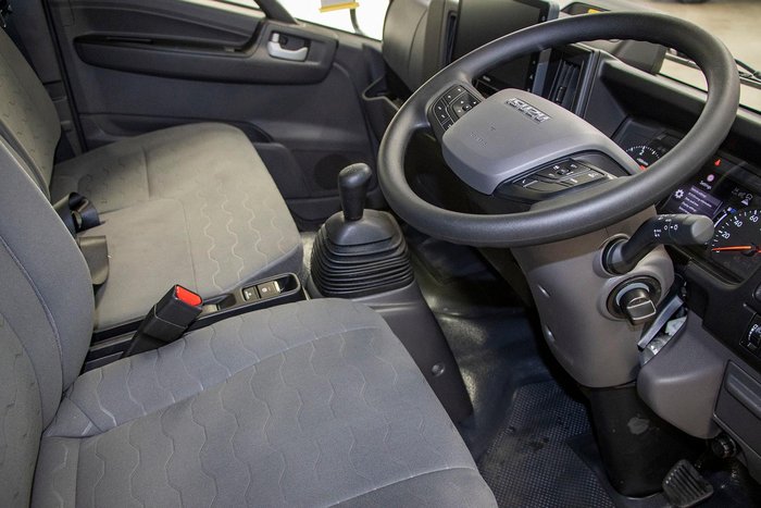 2025 Isuzu N Series NLR 45-150 MT D34