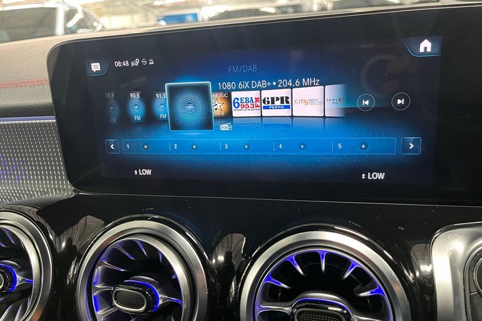 2022 Mercedes-Benz EQB EQB250