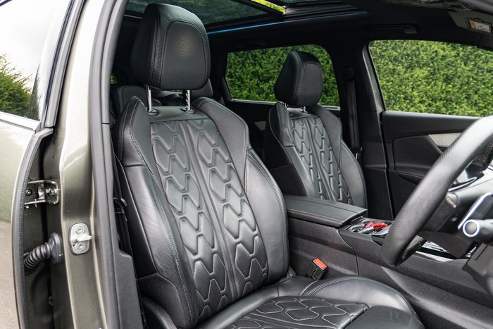 2018 Peugeot 5008 GT