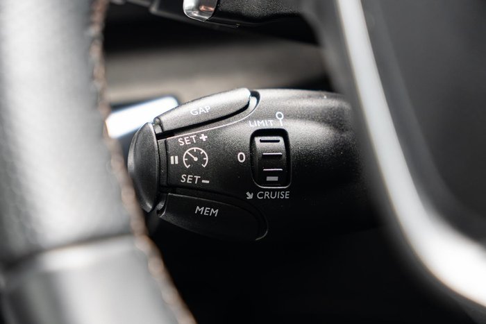 2018 Peugeot 5008 GT P87 MY18 Grey