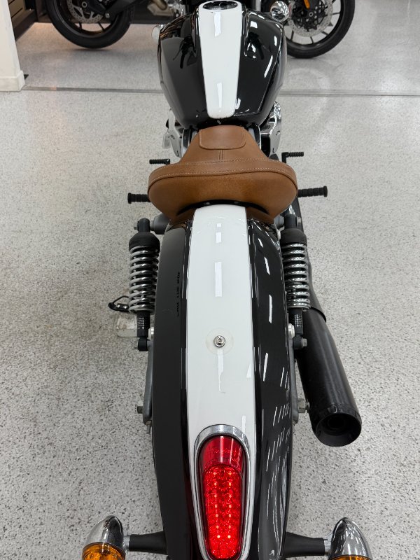 2015 INDIAN SCOUT BLACK/WHIT